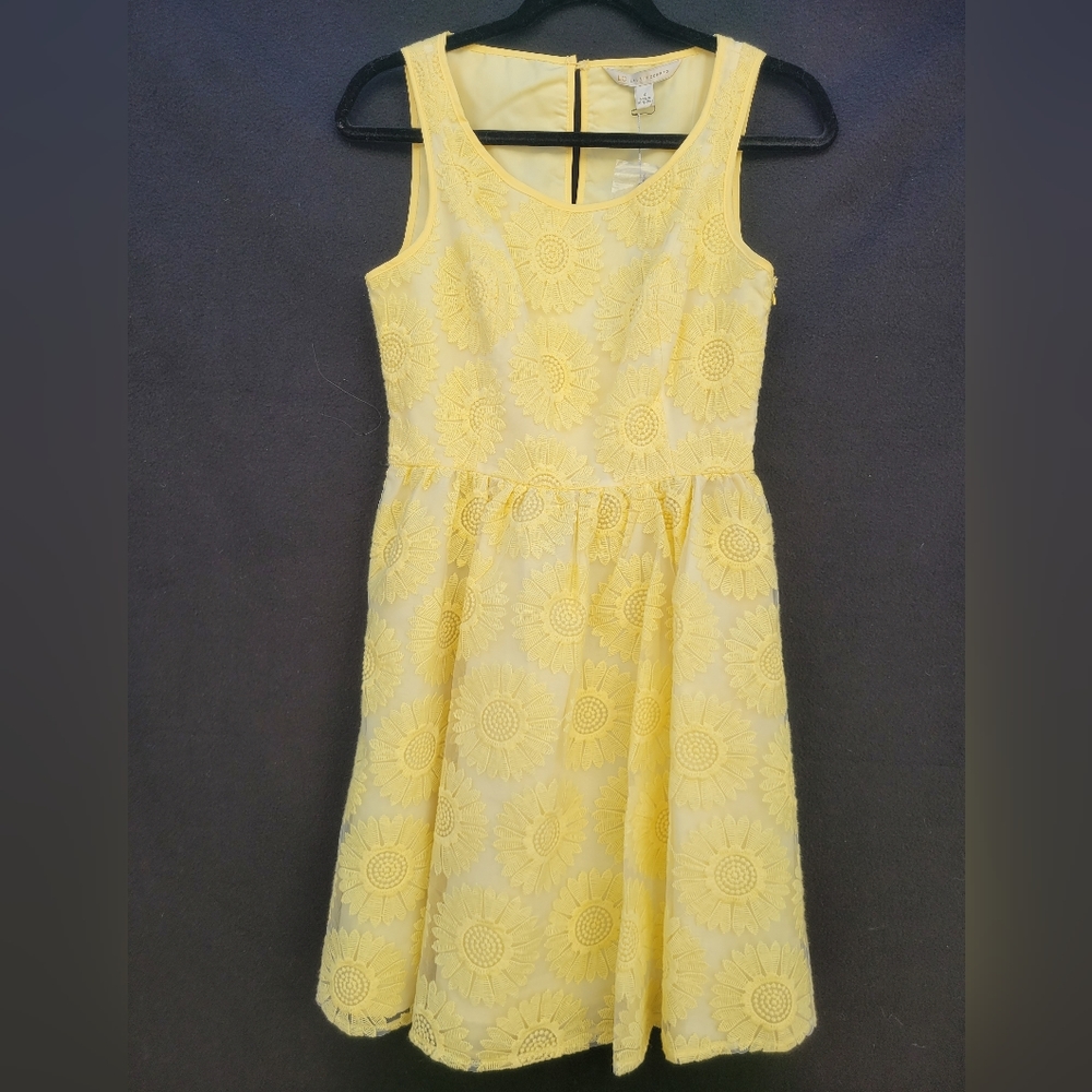 NWT Lauren Conrad LC Yellow Sunflower Spring Floral Dress Sz 4 Fit & Flare